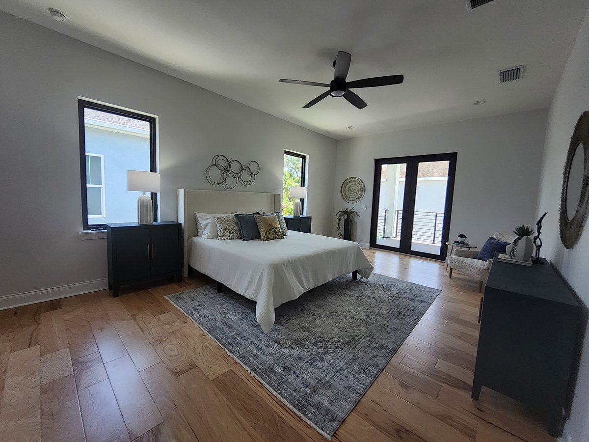 Tampa Luxury, Lois Interior View 6